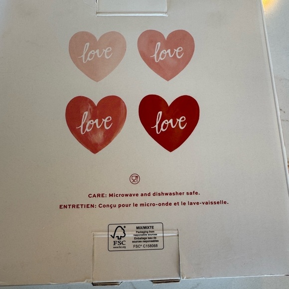 Pottery Barn Watercolor Heart-Shaped Ceramic Appetizer Love Plates Set of 4 - Picture 4 of 11